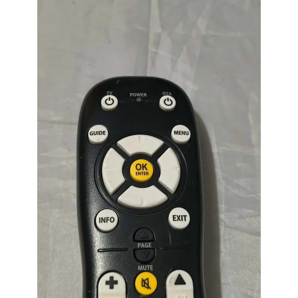 Universal Electronics Pulse RF Remote Control URC 2068BC1-R Used